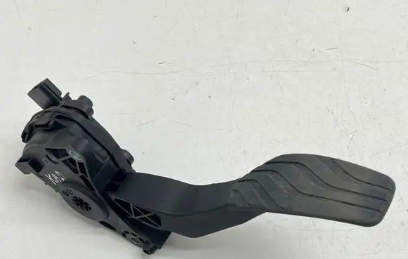 Renault Kadjar Accelerator throttle pedal 180024BA0B 6PV00997815