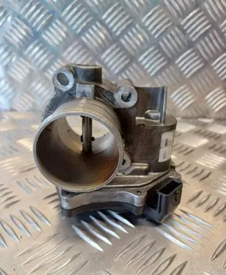 Renault Laguna III Throttle valve 8200987453 043007721