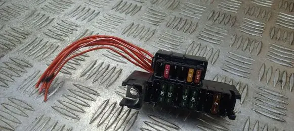 Mercedes-Benz GLC X253 C253 Fuse module