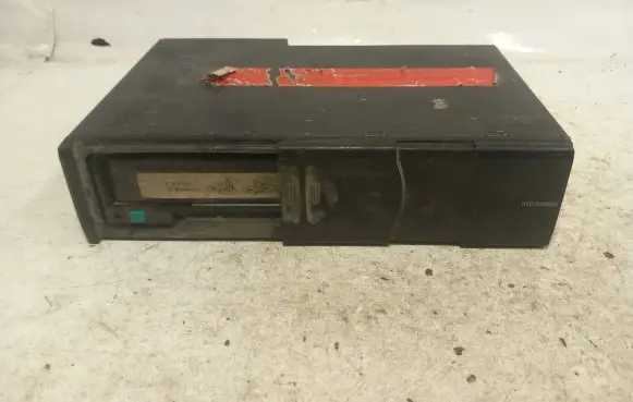 BMW X5 E53 CD/DVD changer 6913388