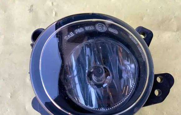 Mercedes-Benz A W169 Front fog light A2518200756 0305076001