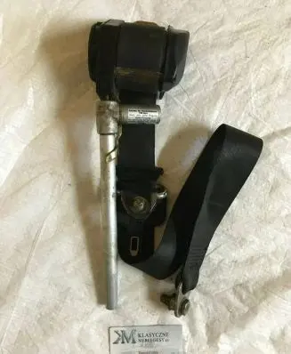 Mercedes-Benz 190 W201 Front seatbelt 2018603185