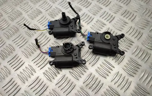 Audi Q2 - Air flap motor/actuator 5Q0907511K 5Q0907511L 5Q0907511H