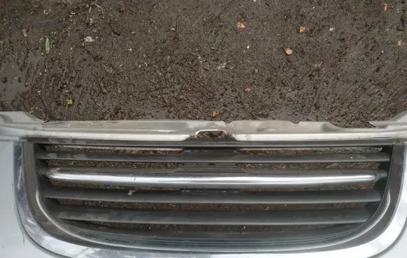 Saab 9-5 Front grill