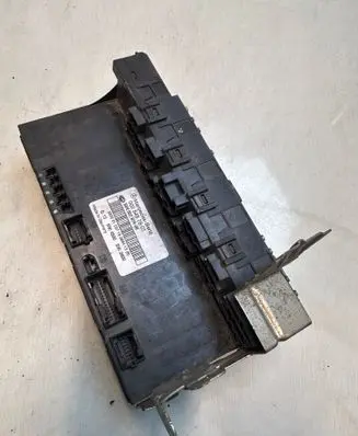 Mercedes-Benz C W203 Fuse module 0025457801