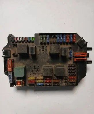 Mercedes-Benz S W221 Fuse module 08022110
