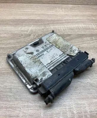 Seat Arosa Engine control unit/module ECU 038906012CM 0281010379 WITHPLUG