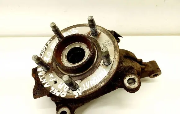 Opel Antara Front wheel hub IJ1130919