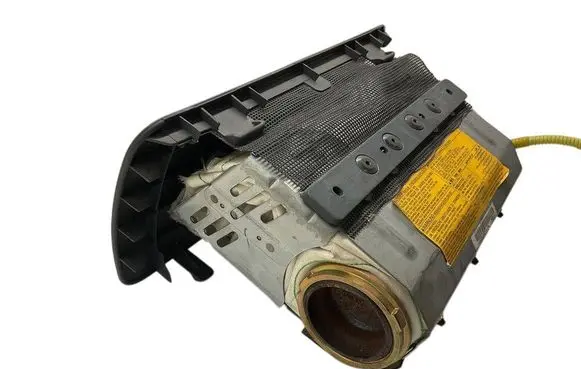 Mitsubishi Pajero Passenger airbag 7628441010