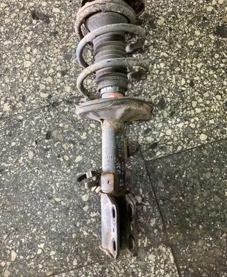Toyota Corolla Verso AR10 Front shock absorber/damper