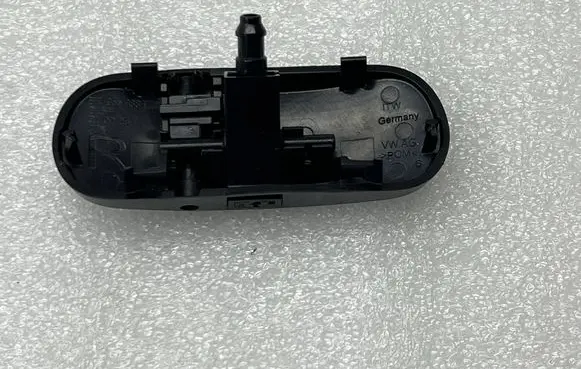 Audi A3 8Y Windshield washer spray nozzle 8Y0955988E