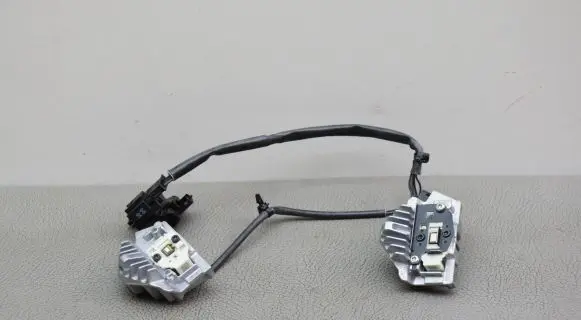 Audi A8 S8 D4 4H Xenon control unit/module 18980900