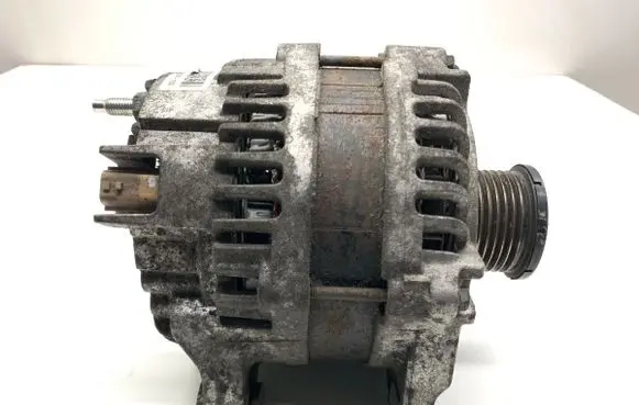 Renault Master III Generator/alternator 231008137R