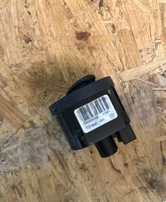 Volkswagen Transporter - Caravelle T5 Light switch 1K0941431BB