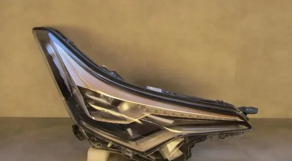 Toyota C-HR I Headlight/headlamp
