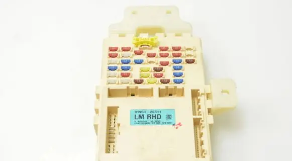 Hyundai ix35 Fuse module 919502S511