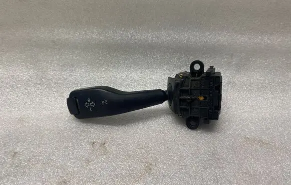 BMW 3 E46 Indicator stalk 8363668 0110401025