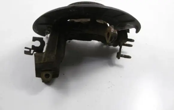 Skoda Octavia Mk2 (1Z) Front wheel hub spindle knuckle