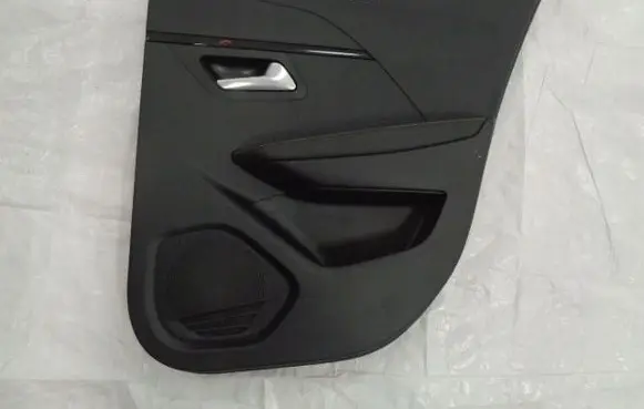 Peugeot 208 II Rear door card panel trim 98301579AK