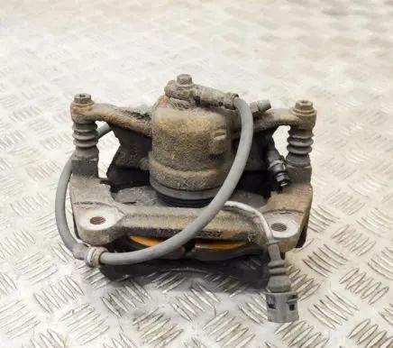 Volkswagen PASSAT B8 Front brake caliper