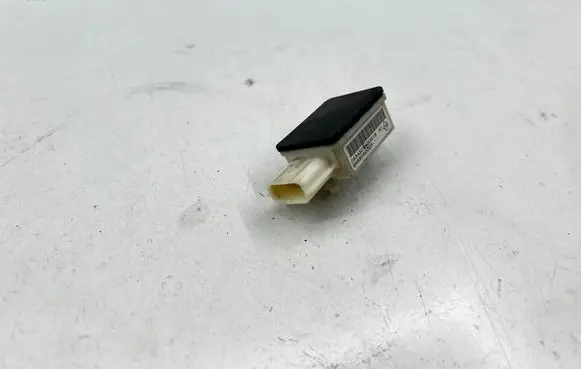 Renault Scenic III - Grand scenic III Airbag deployment crash/impact sensor 988800002R 09345CS400616