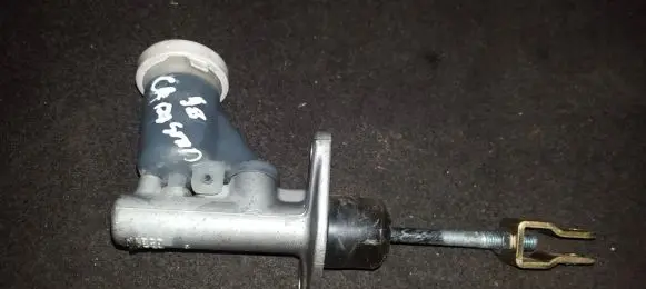Mitsubishi Carisma Clutch master cylinder