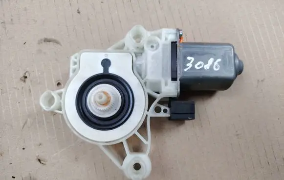 Volkswagen ID.7 Rear door window regulator motor 4K0959881
