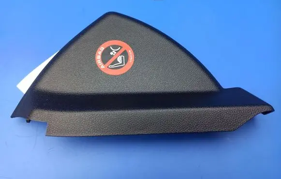 Mercedes-Benz C W204 Dashboard side end trim A2046800378