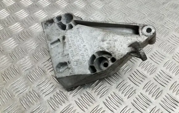 Skoda Fabia Mk2 (5J) Engine mounting bracket 03L199207A