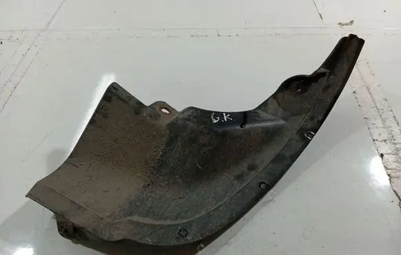 Mazda 2 Front mudguard D65150351