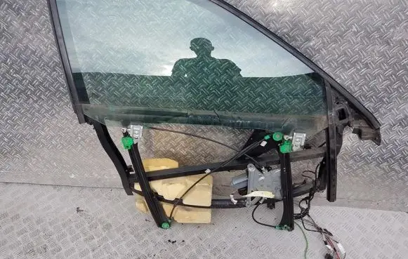 Audi A4 S4 B5 8D Sliding door window regulator with motor 8D0837757