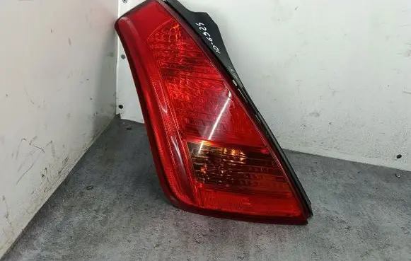 Nissan Murano Z50 Rear/tail lights 22063779KOITO