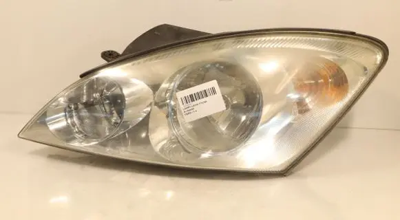 KIA Ceed Headlight/headlamp 921011H000