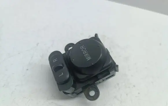Honda FR-V Wing mirror switch SJDF010M1 NH167L0665T