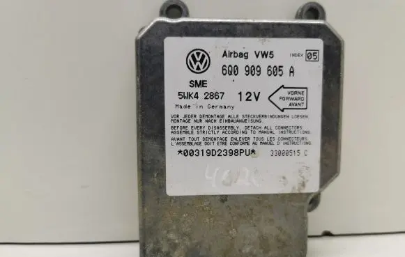 Volkswagen Golf IV Airbag control unit/module 6Q0909605