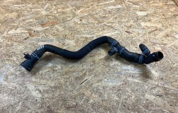 Audi A6 S6 C7 4G Engine coolant pipe/hose 4G0122293CA