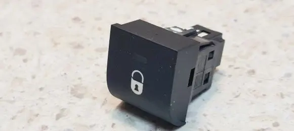Peugeot 207 Central locking switch button 96570636 032152 96570636XT