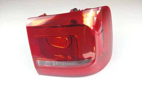 Volkswagen Touran II Rear/tail lights RGC13981