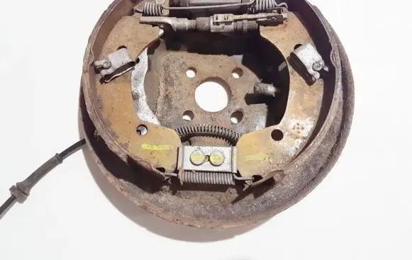 Nissan Micra Handbrake/parking brake pads 