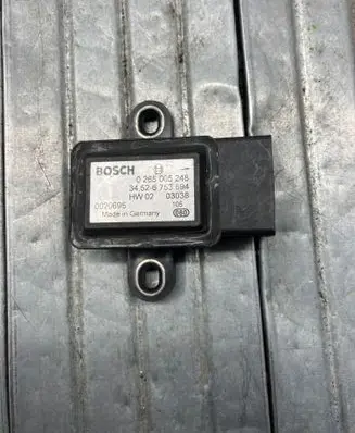 BMW 3 E90 E91 ESP acceleration yaw rate sensor 6753694 0265005248 03038