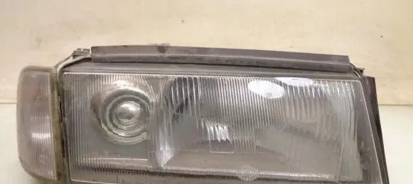 Skoda Octavia Mk1 (1U) Headlight/headlamp