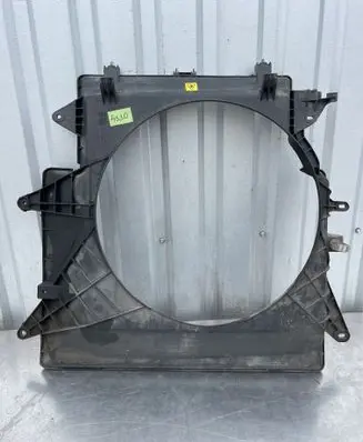 Iveco Daily 4th gen Radiator cooling fan shroud 866900600