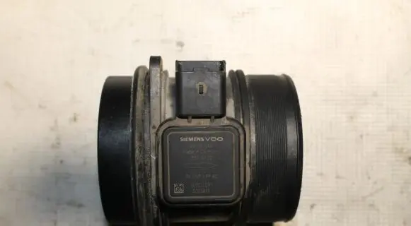 Volvo V50 Mass air flow meter 9645948980