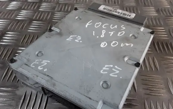 Ford Focus Engine control unit/module YS4F12A650PA F5SB14A624AA
