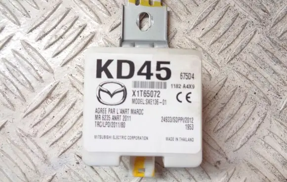 Mazda 2 Antenna control unit X1T65072