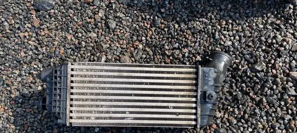 Citroen C4 I Picasso Intercooler radiator 9656525880