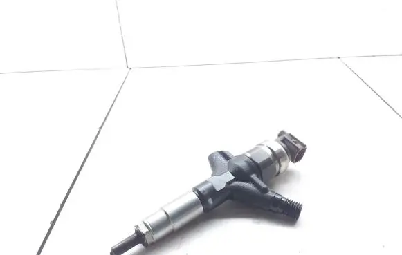 Subaru Legacy Fuel injector 16613AA020 06K01890