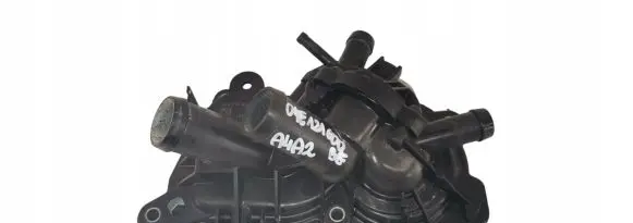 Volkswagen Golf VII Water pump 04E121600BE