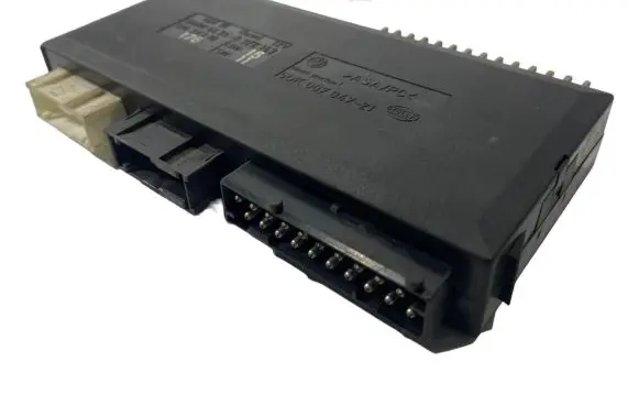 BMW 5 E39 Comfort/convenience module 8372143 61358372143