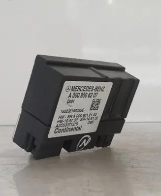 Mercedes-Benz CLA C117 X117 W117 Fuel injection pump control unit/module A0009006207 150238160329E A0009012100